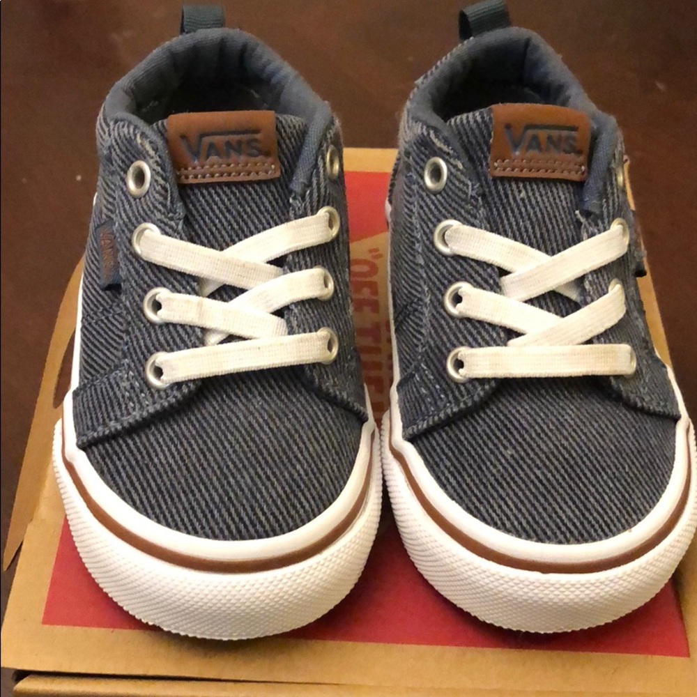 Infant sneaker